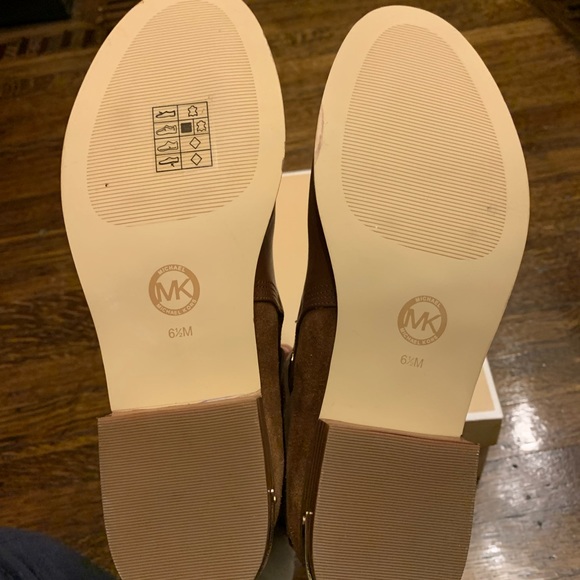 Michael Kors booties size 6.5 - Picture 4 of 5